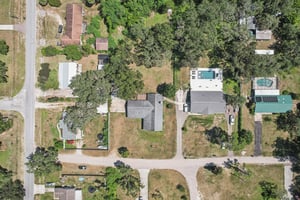 Dusty Rd-S2009-051.jpg