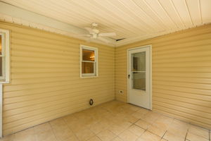 7004 Montague Rd-25