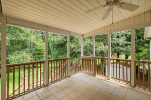 7004 Montague Rd-24