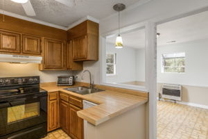 7004 Montague Rd-7