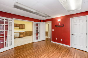 7004 Montague Rd-20
