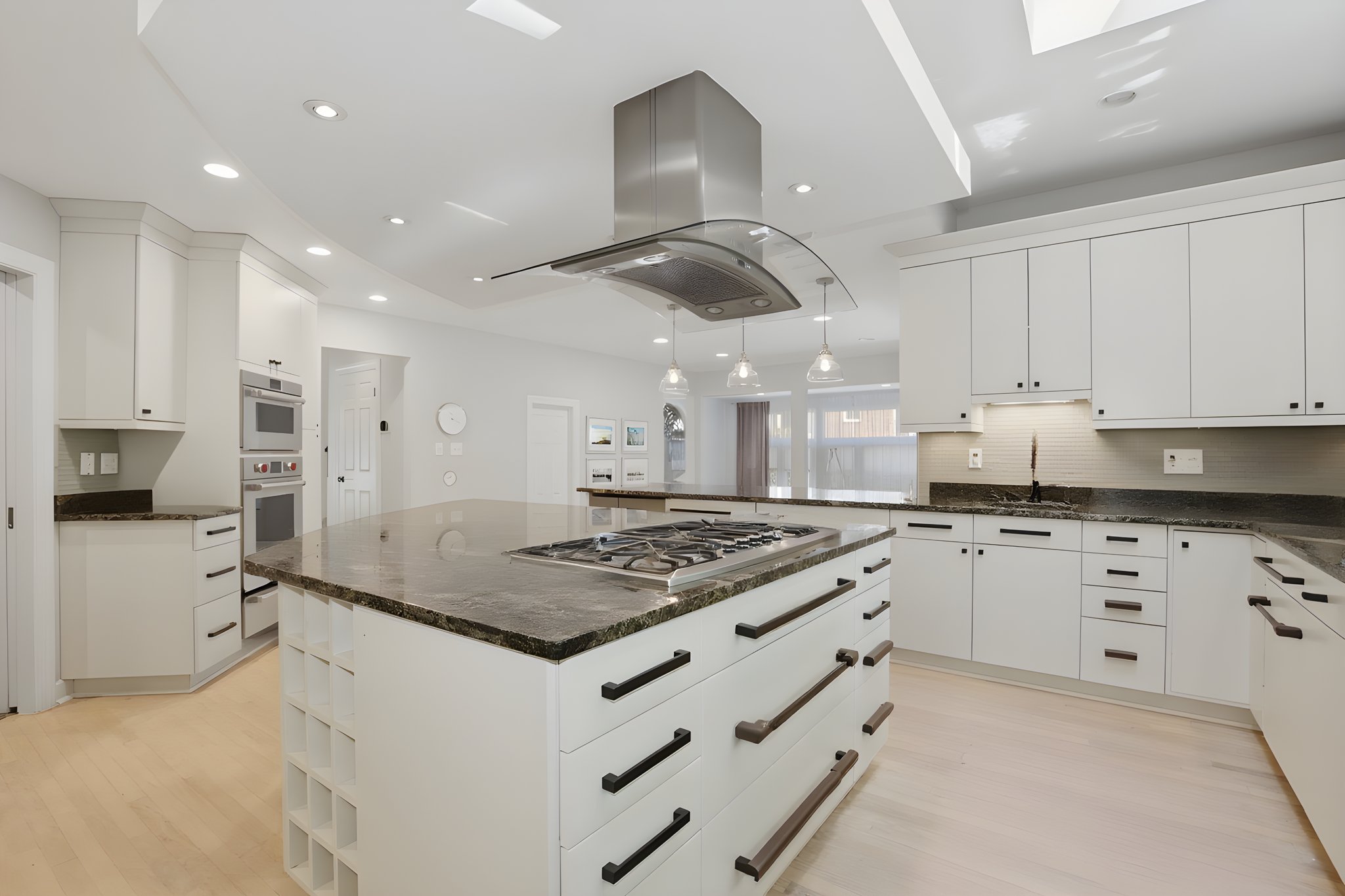 7005 Endicott Ct Bethesda MD 20817_036 furniture removed.jpeg