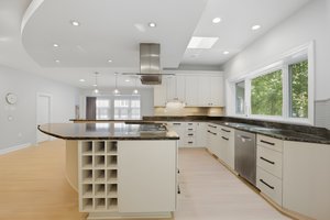 7005 Endicott Ct Bethesda MD 20817_034 furniture removed.jpeg