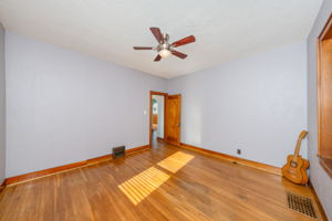  Photo 56