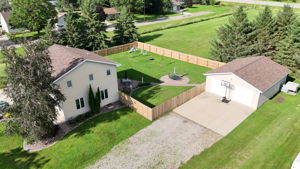  Photo 48