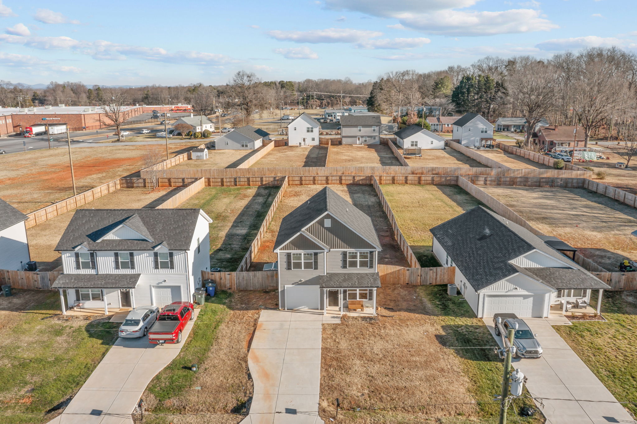 701 3rd St SE EX 005