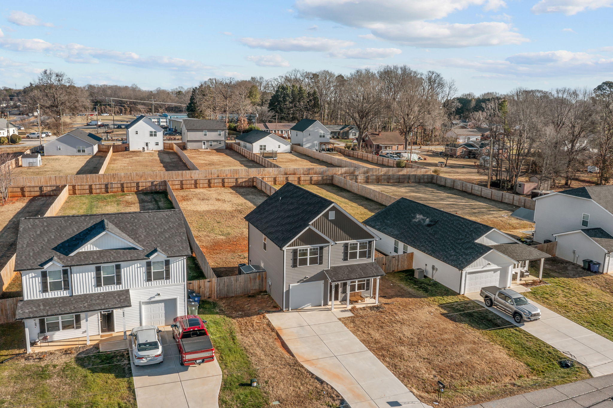 701 3rd St SE EX 011