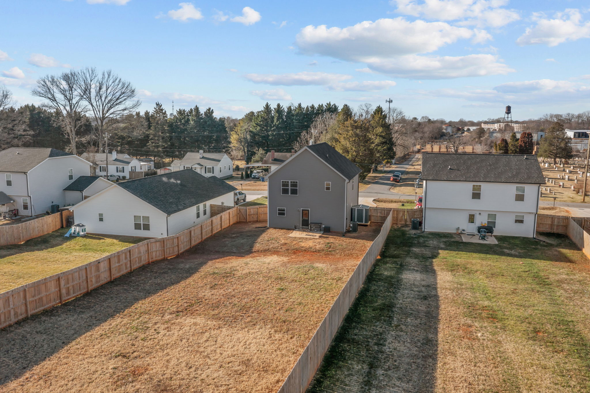 701 3rd St SE EX 016