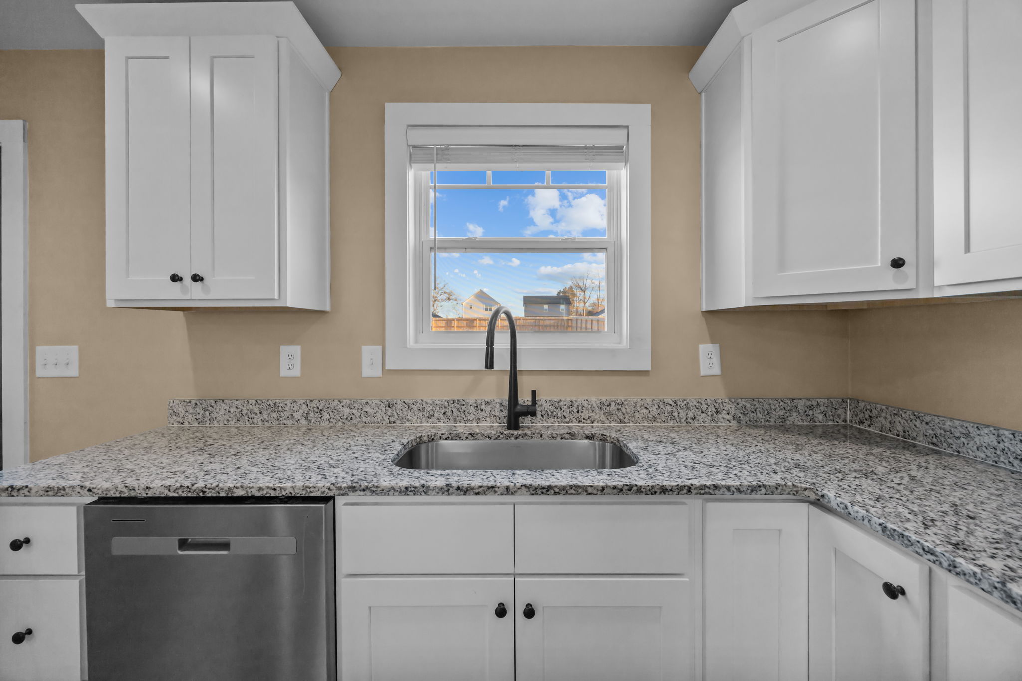 701 3rd St SE HDR 021