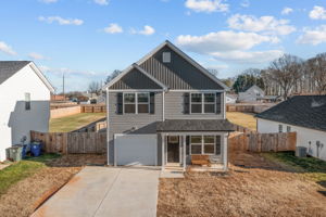 701 3rd St SE EX 004