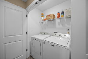 701 3rd St SE HDR 027