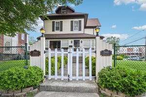 Andrews Ave-0905-001.jpg