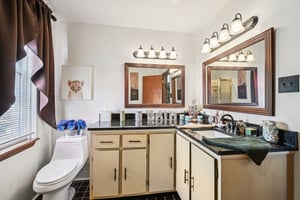 Andrews Ave-0905-036.jpg