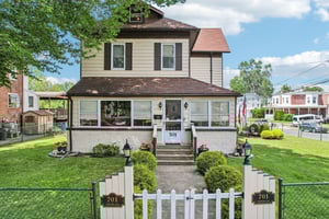 Andrews Ave-0905-044.jpg