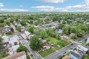 Andrews Ave-0905-054.jpg