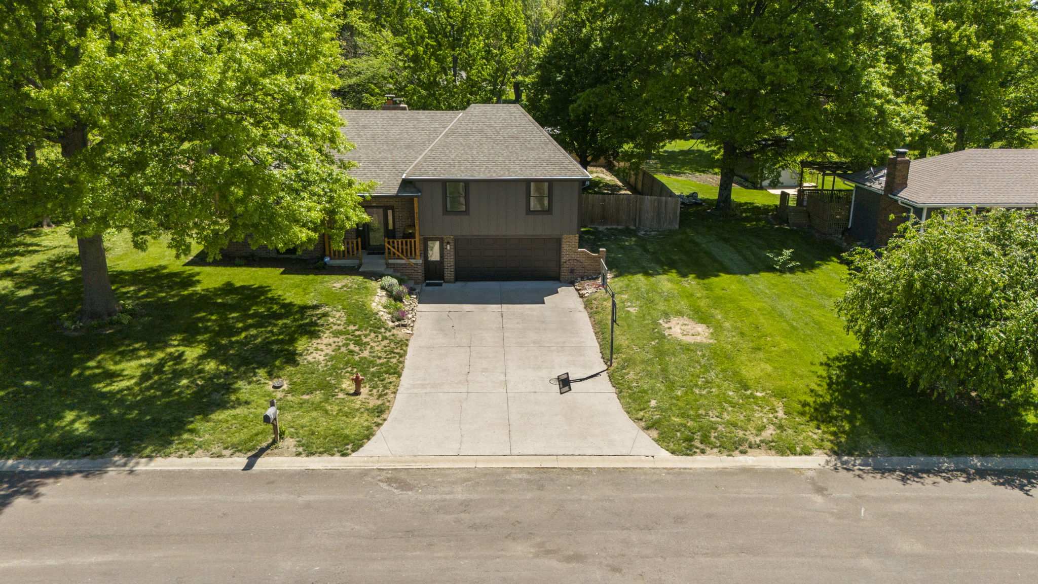  Photo 46