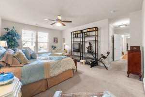 26. 701 Fallsgrove Dr.jpg