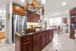 14. 701 Fallsgrove Dr.jpg