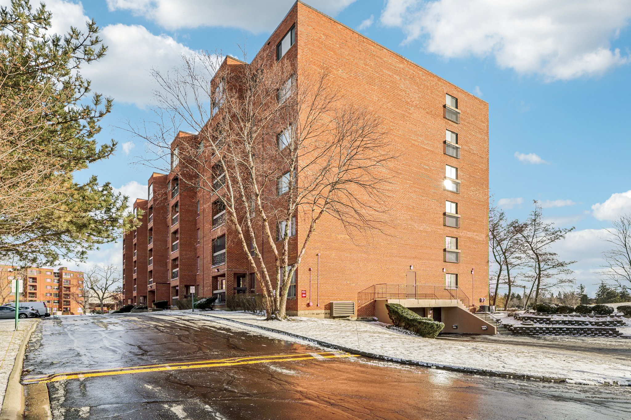 Forum Square unit 102-S1501-002.jpg