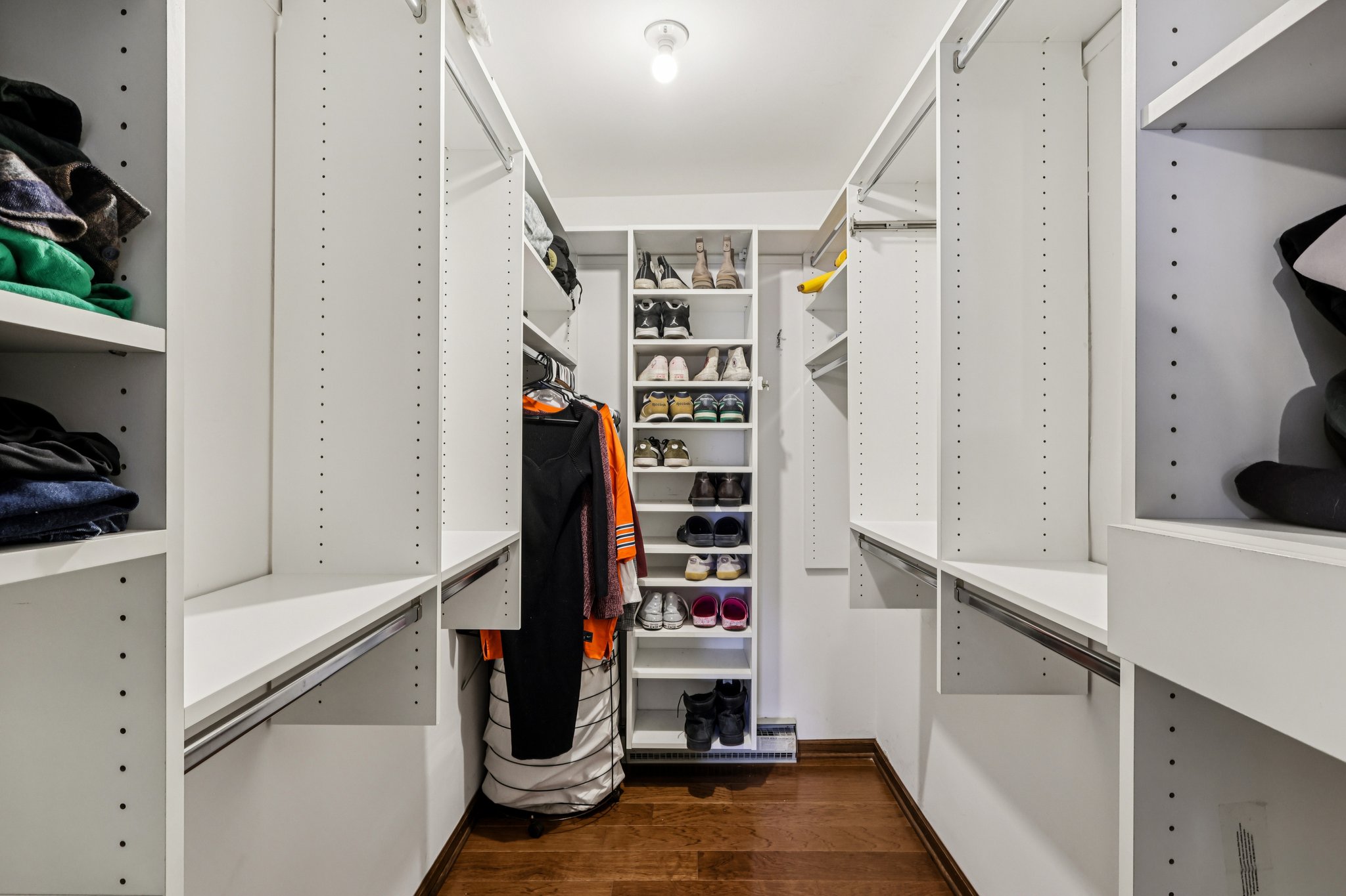 Forum Square unit 102-S1501-019.jpg