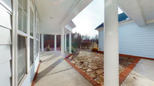  Photo 40