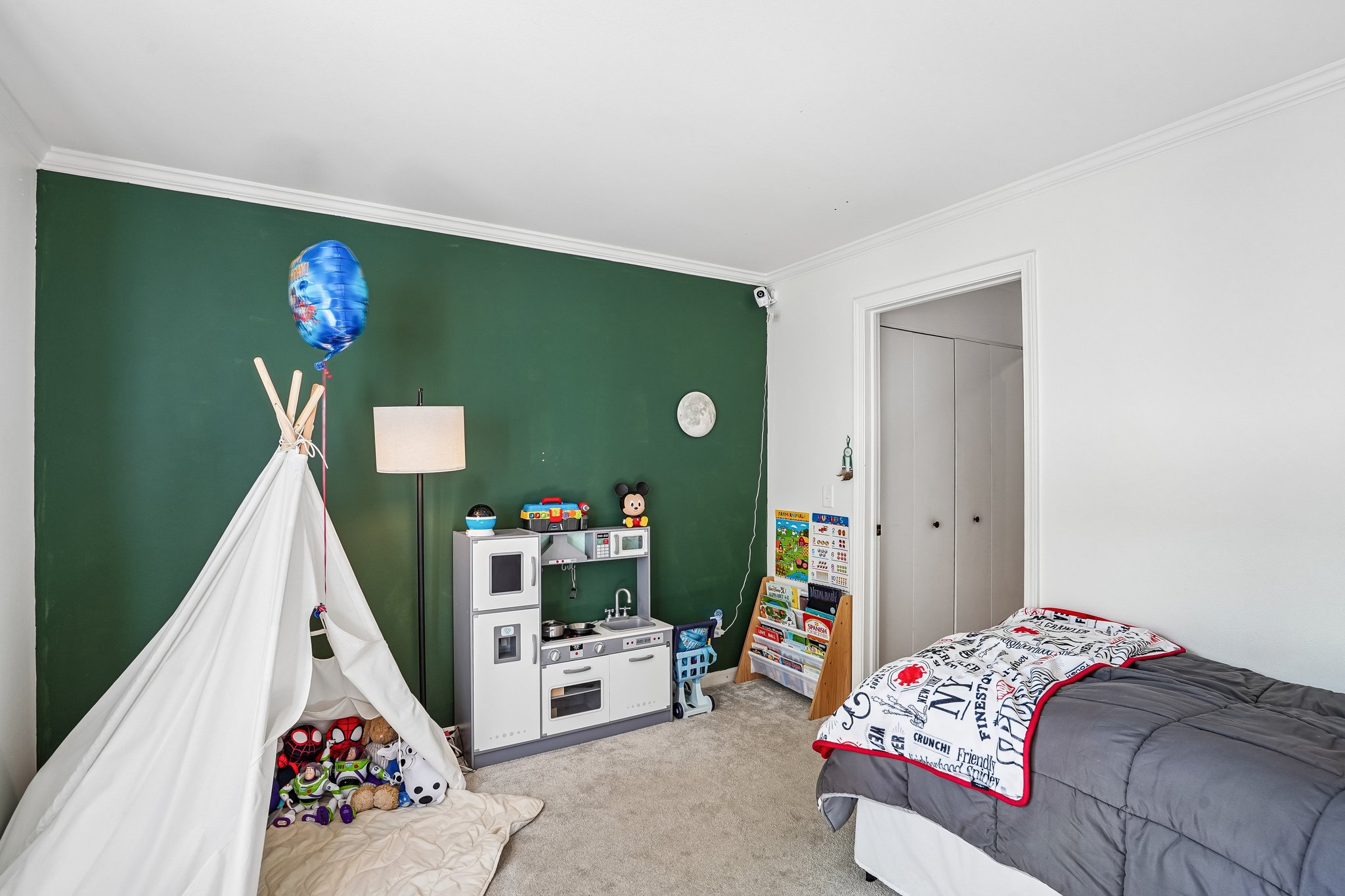 Harbor House Dr 2-S2805-016.jpg