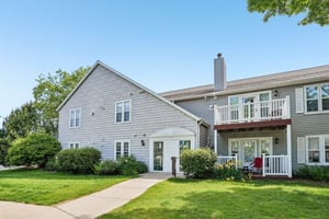 Harbor House Dr 2-S2805-002.jpg