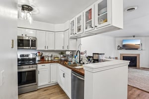 Harbor House Dr 2-S2805-009.jpg