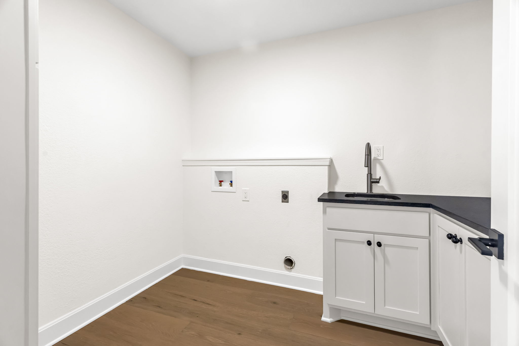Interior-9
