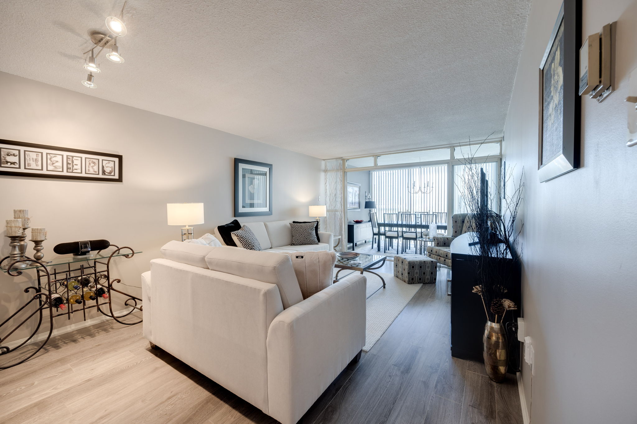 Toronto property showcase — delivered property photograph 27