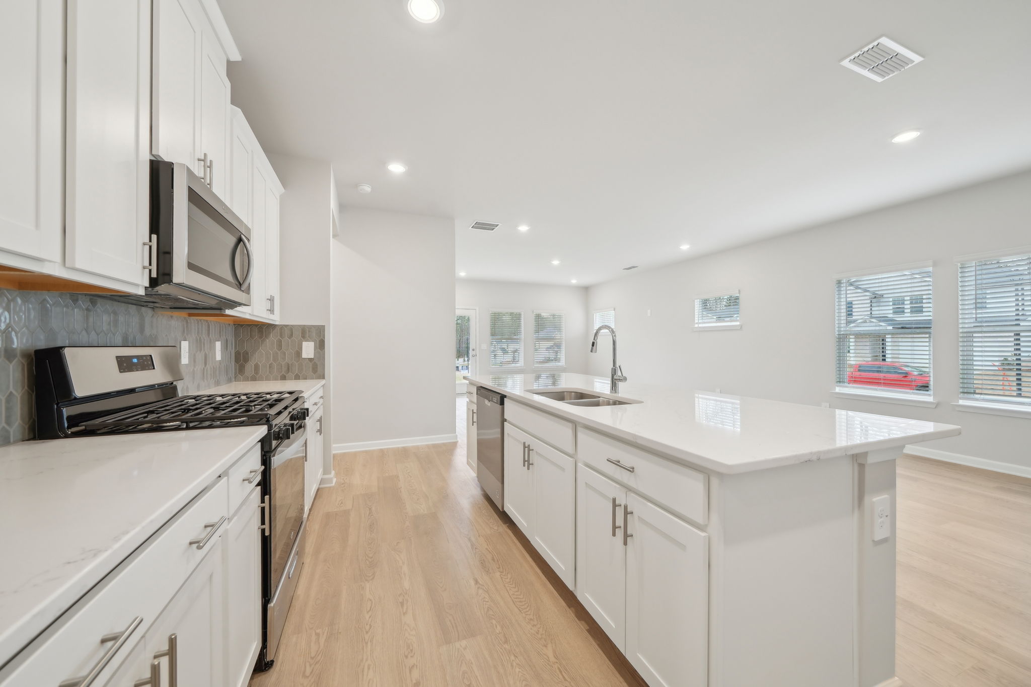 Atlanta - Martin Springs - 701 Lily Blossom Path, Lawrenceville, GA 30045 - 013