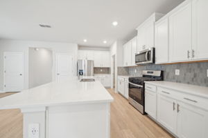 Atlanta - Martin Springs - 701 Lily Blossom Path, Lawrenceville, GA 30045 - 011