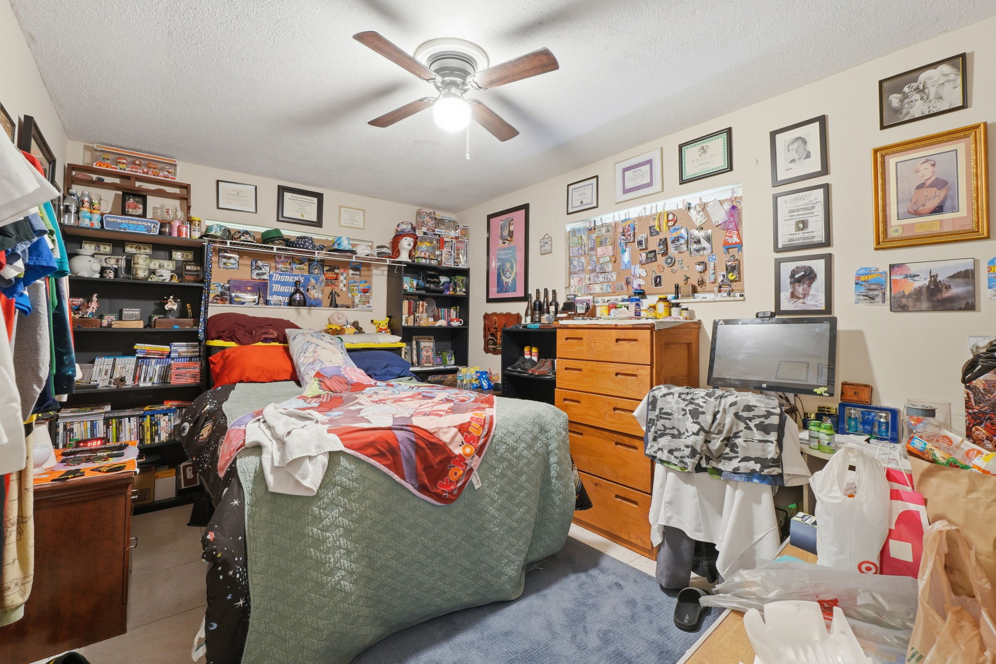  Photo 25
