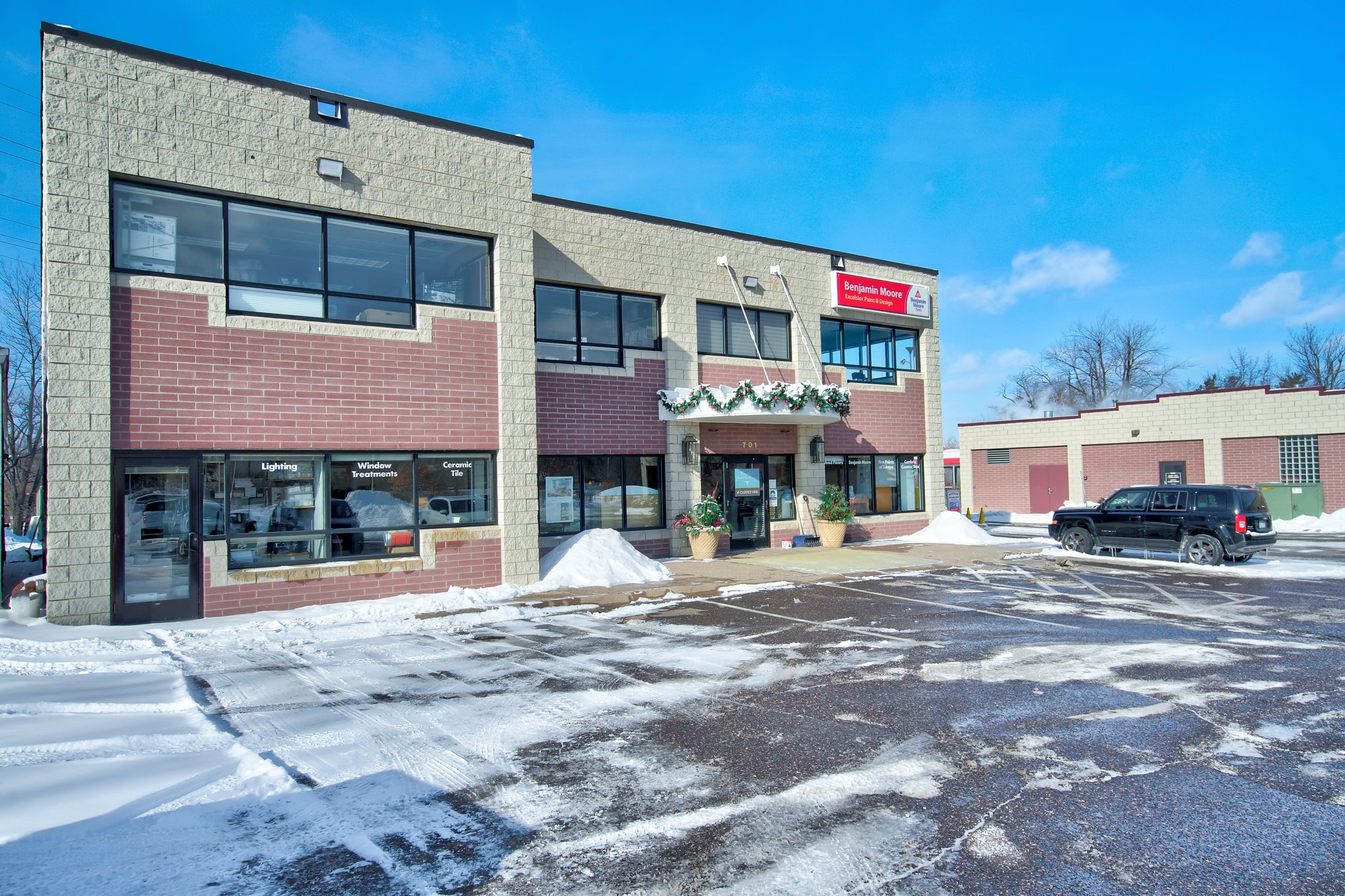 701 MN-7, Excelsior, MN 55331, US Photo 4