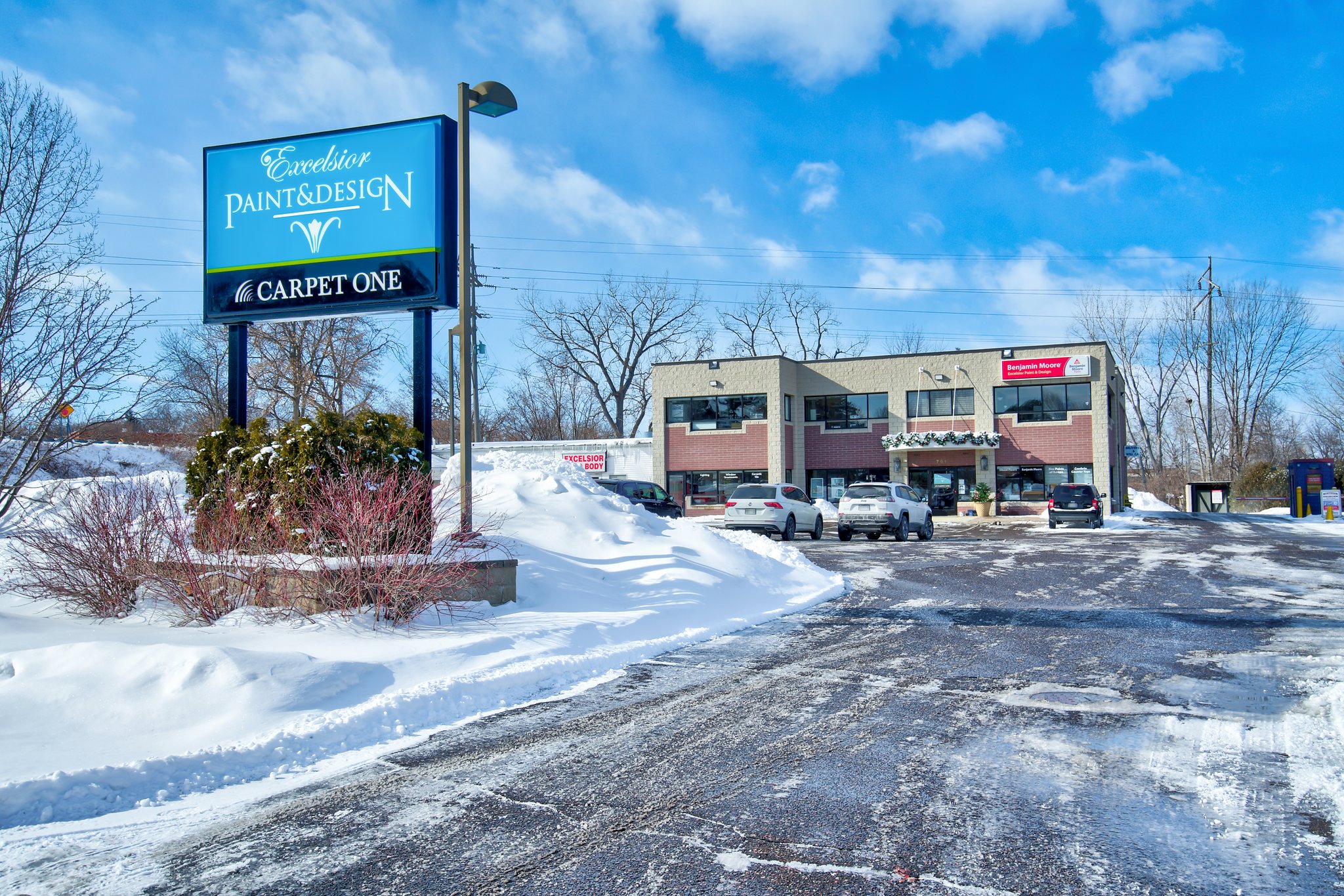 701 MN-7, Excelsior, MN 55331, US Photo 1