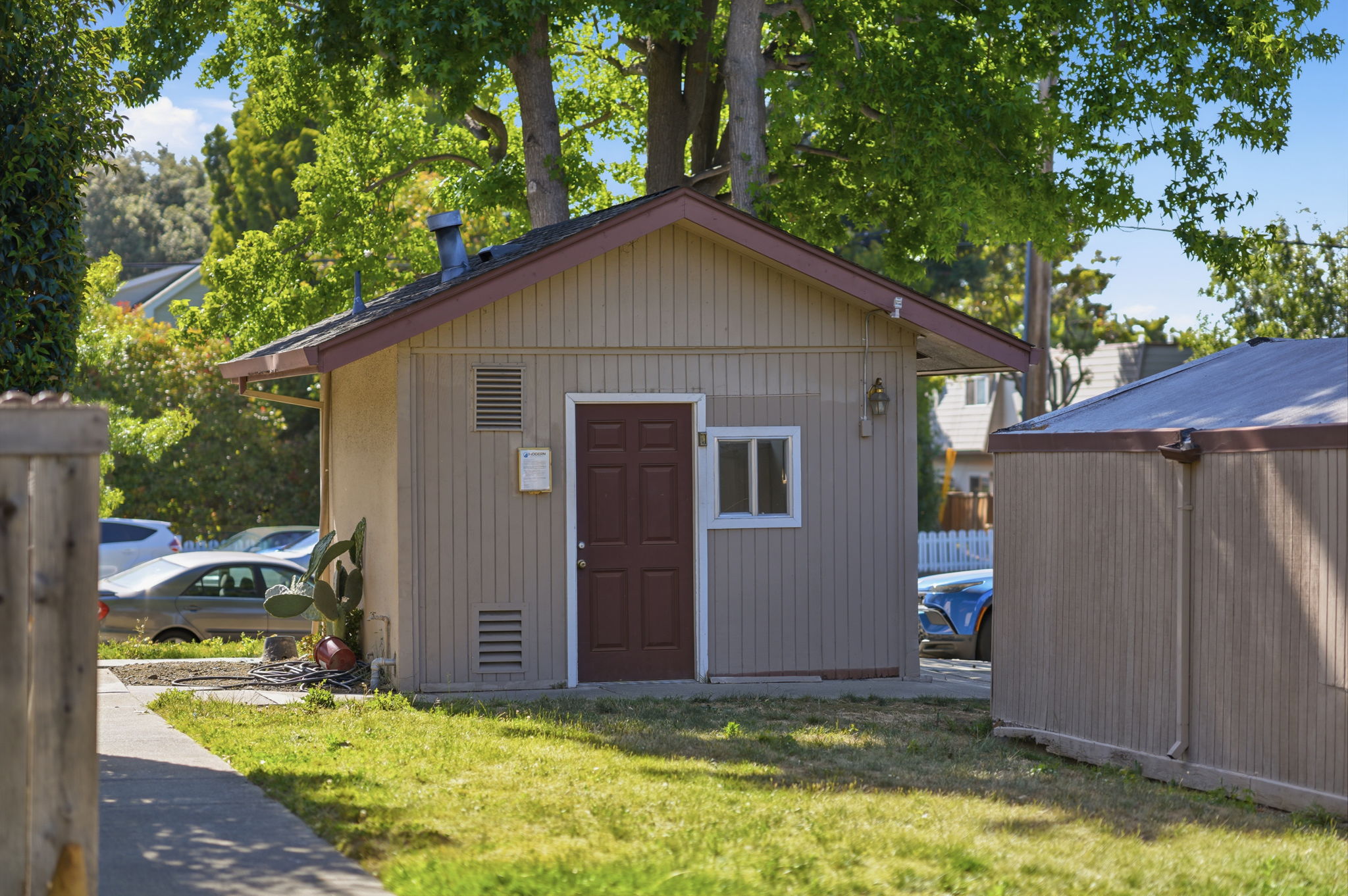  Photo 48