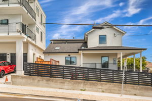 036_701 Olive Ave  South 