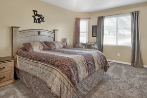  701 S Austrian Pine Dr, Layton, UT 84041, US Photo 9
