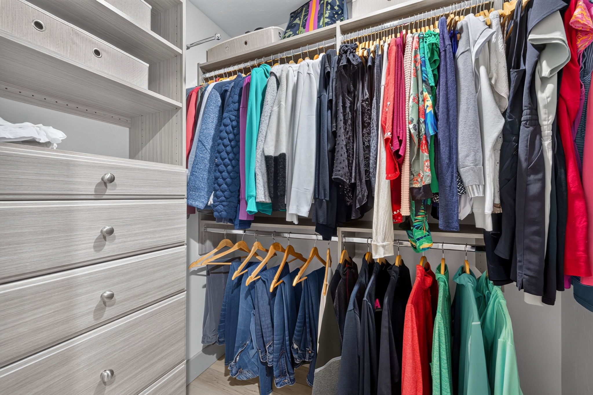 Closet 1 of 2