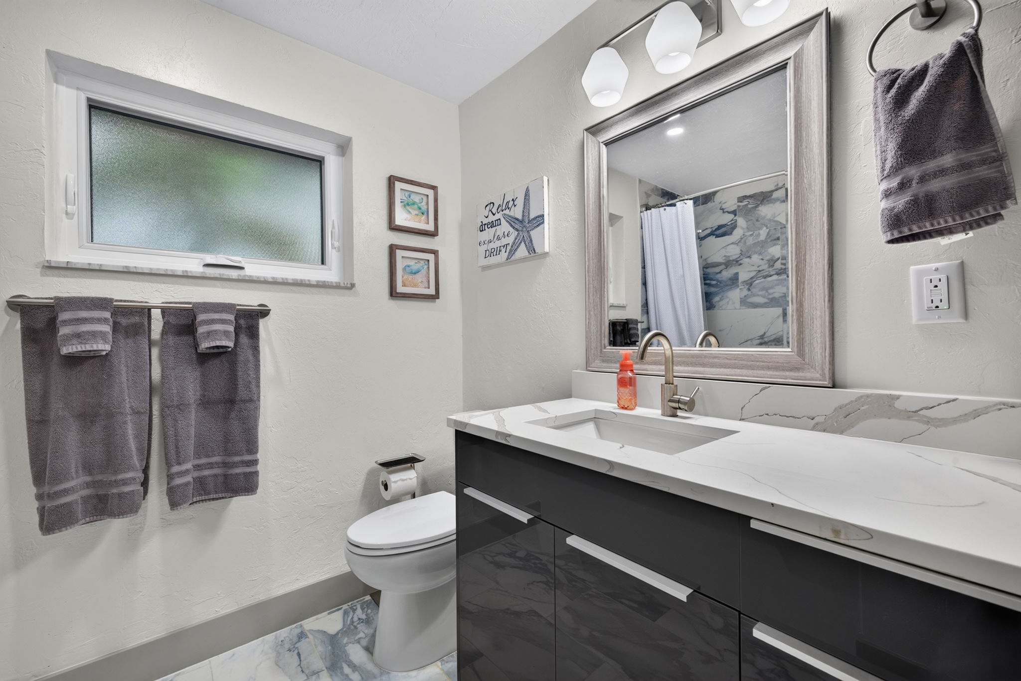 Guest Bathroom