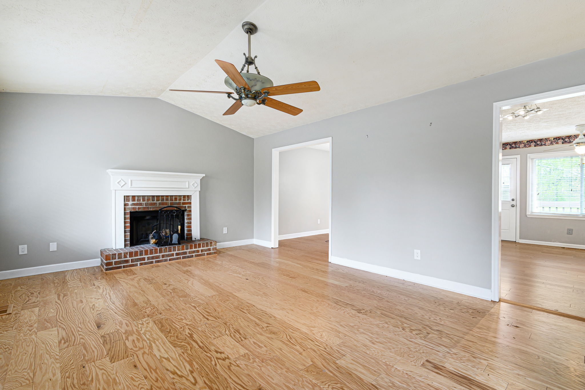 701 Trickum Valley Dr, Woodstock, GA 30188, USA Photo 9