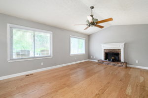 701 Trickum Valley Dr, Woodstock, GA 30188, USA Photo 7