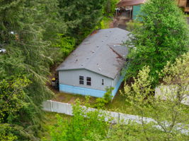  Photo 40