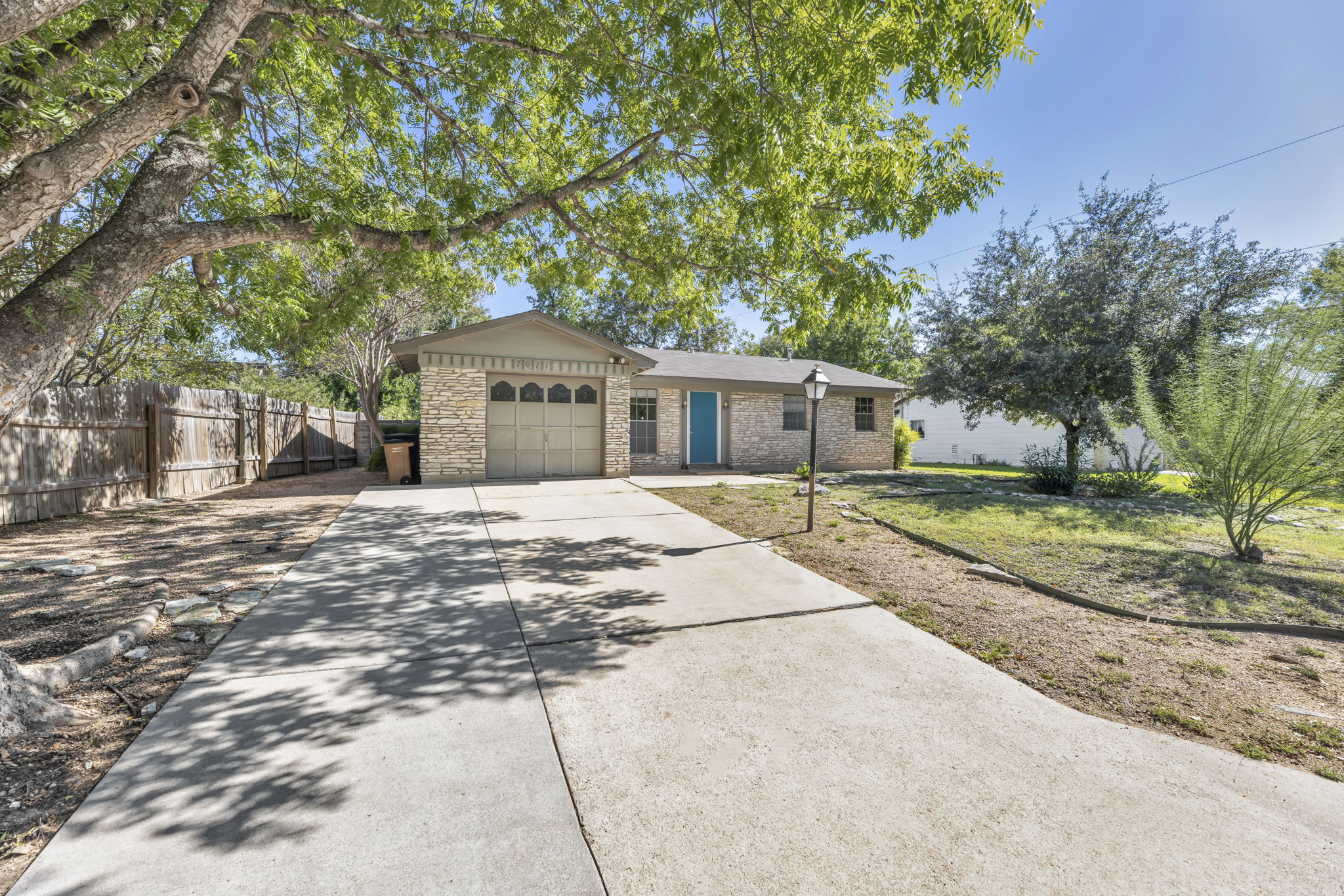 7011 Priscilla Dr, Austin, TX 78752, USA Photo 1