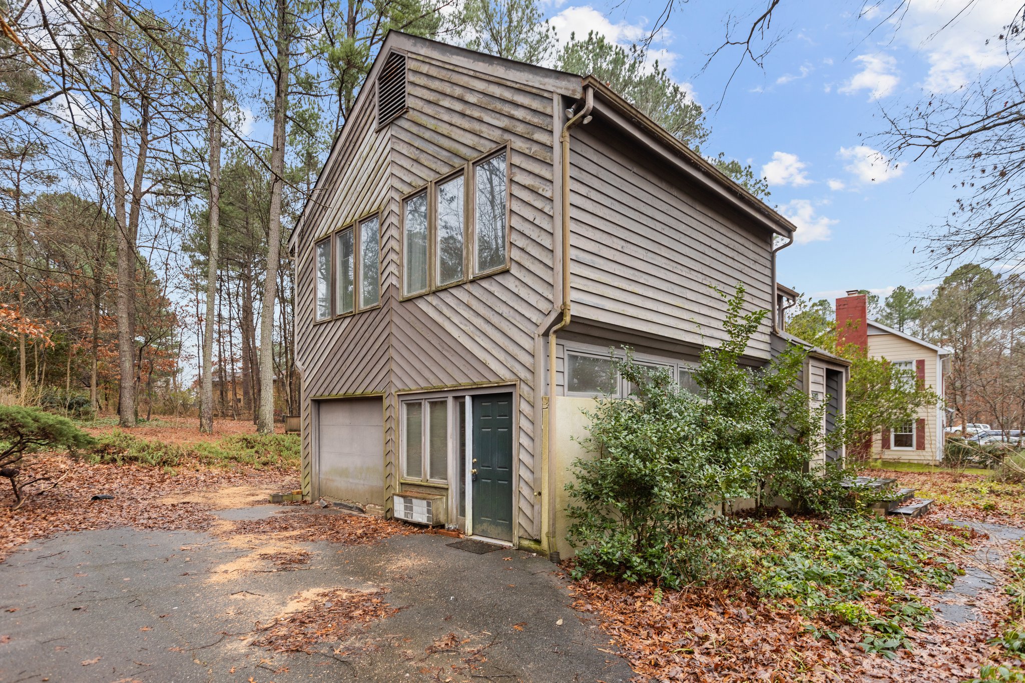 7012 Falconbridge Rd, Chapel Hill, NC 27517