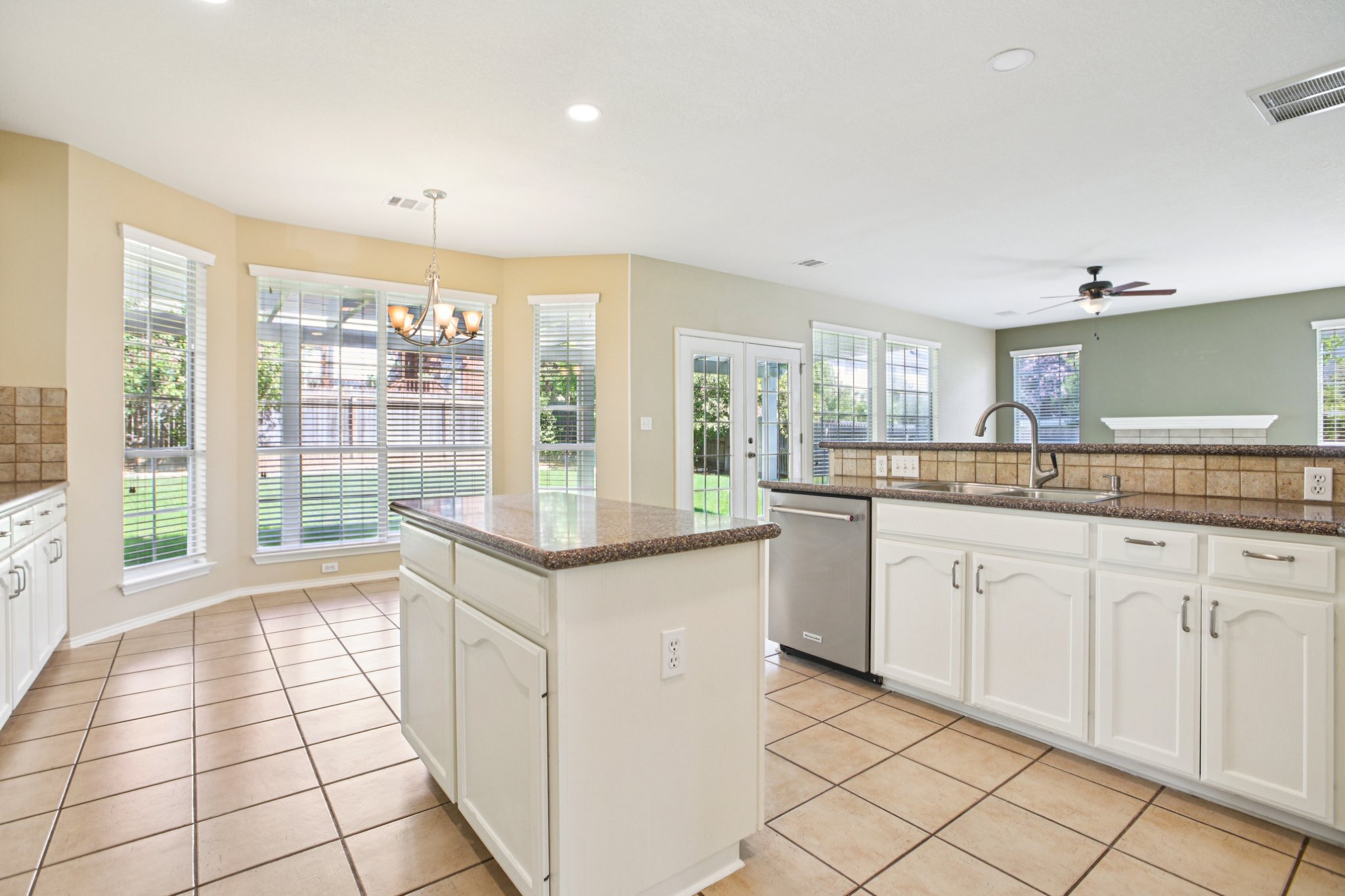 Wandering Oak Rd-S2507-014.jpg