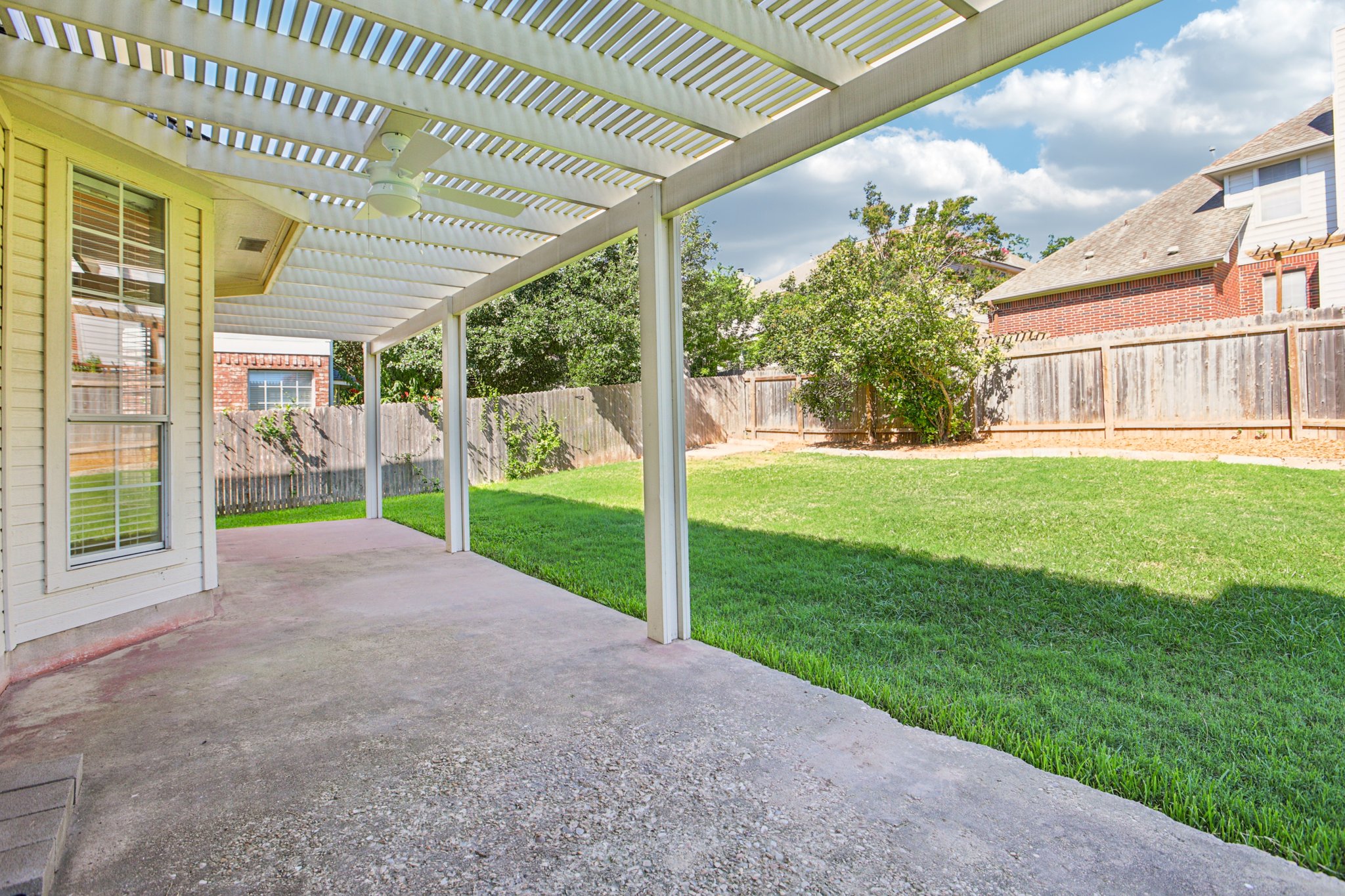 Wandering Oak Rd-S2507-042.jpg