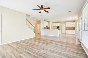 Wandering Oak Rd-S2507-012.jpg