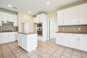 Wandering Oak Rd-S2507-015.jpg