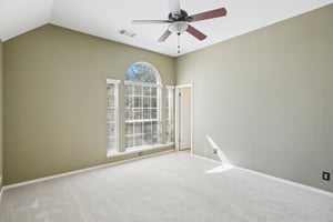 Wandering Oak Rd-S2507-025.jpg